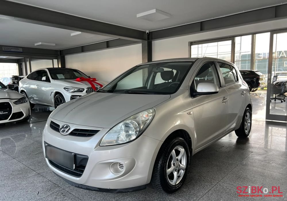 2009' Hyundai i20 photo #4