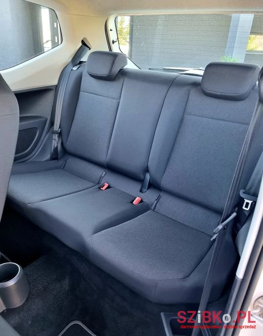 2019' Volkswagen Up! photo #4