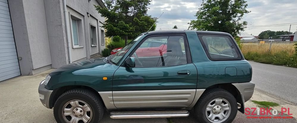 2000' Toyota RAV4 2.0 photo #3