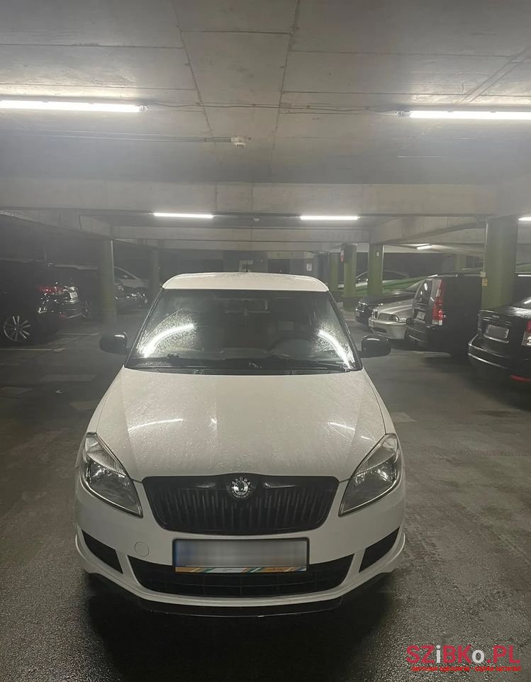 2011' Skoda Fabia 1.6 Tdi Dpf Classic photo #4