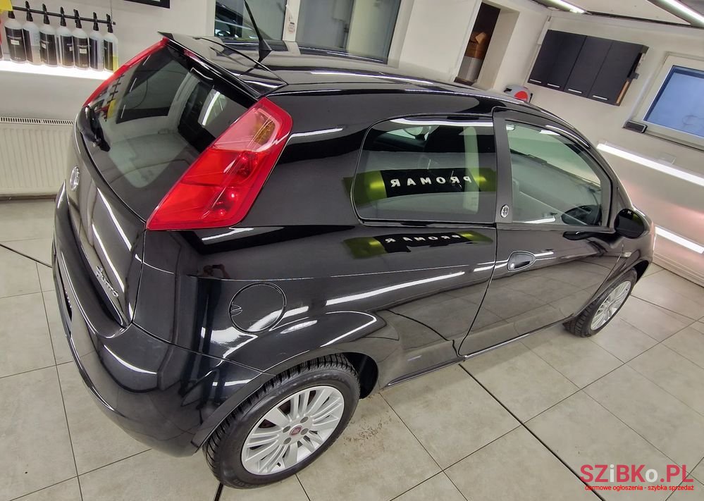 2007' Fiat Grande Punto 1.4 8V Dynamic photo #3