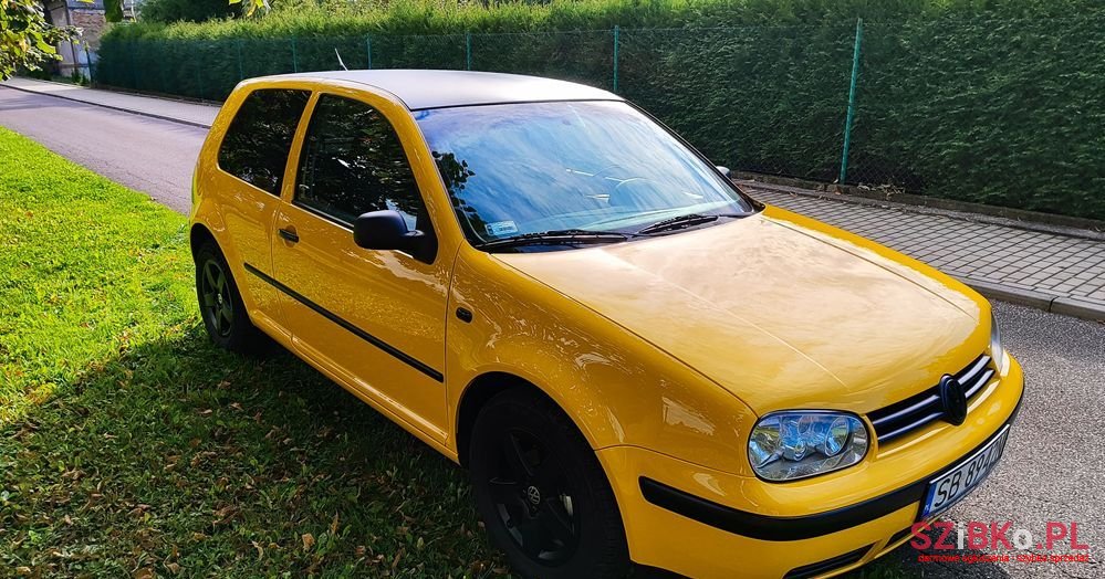 2000' Volkswagen Golf photo #4