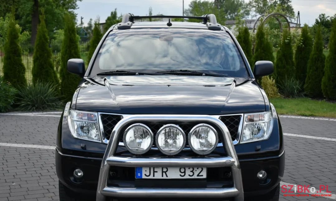 2006' Nissan Navara photo #2