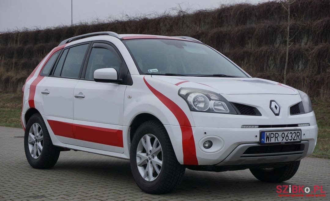 2008' Renault Koleos photo #2