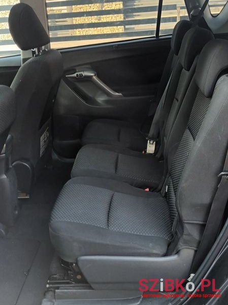 2009' Toyota Verso photo #4