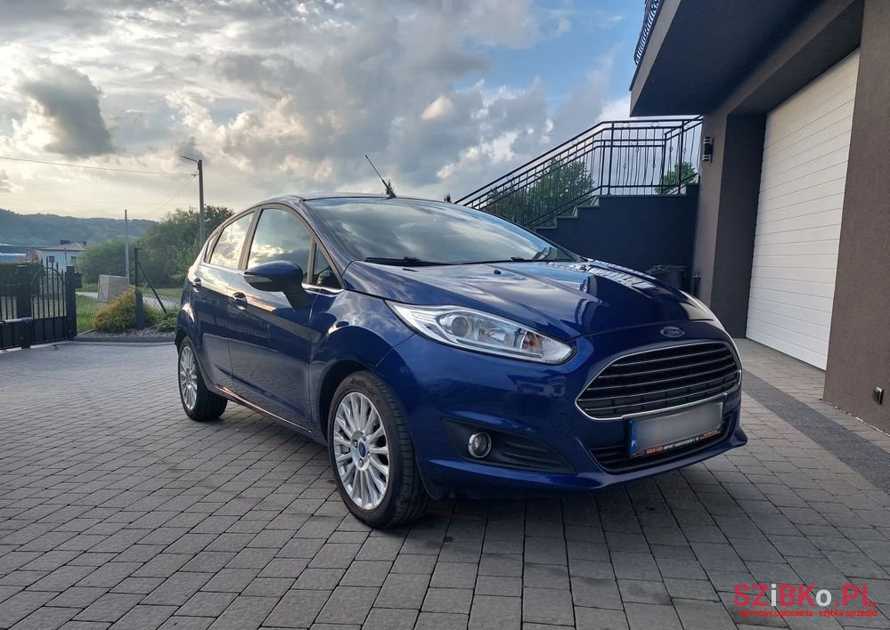 2014' Ford Fiesta 1.25 Titanium photo #2