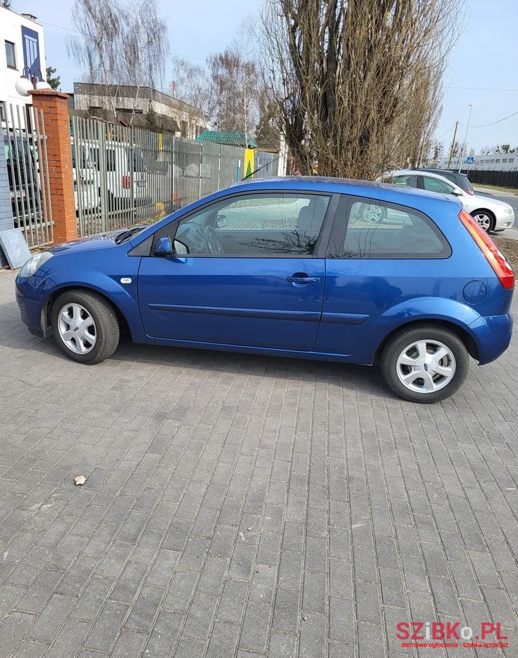 2007' Ford Fiesta 1.3 photo #2