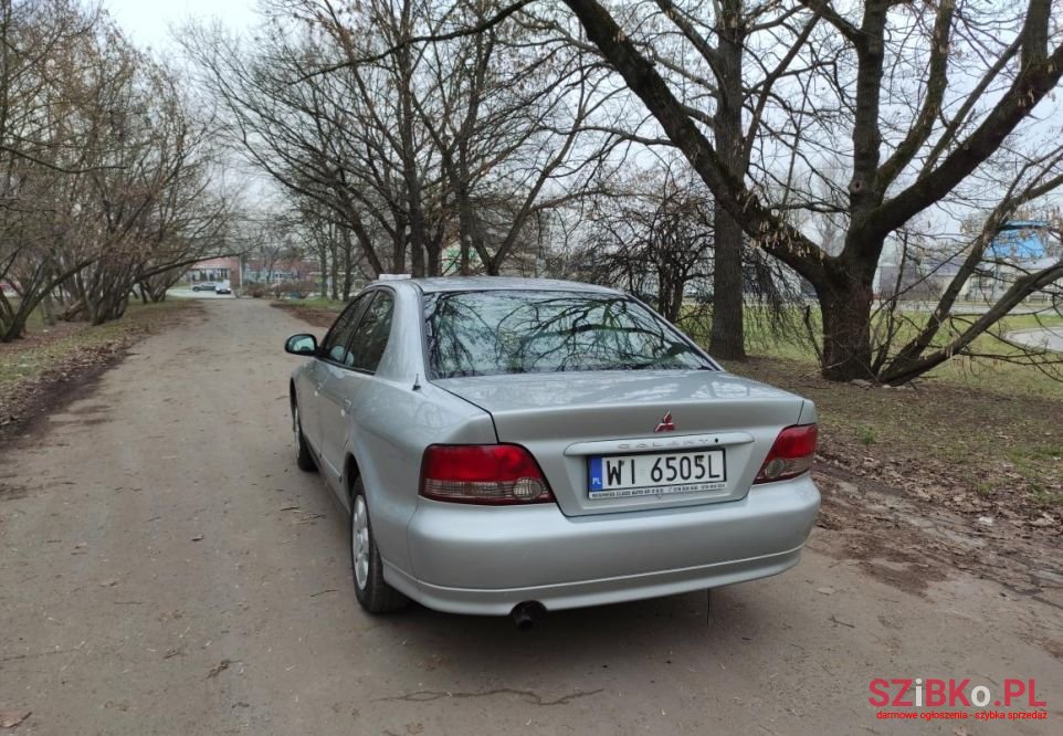 2001' Mitsubishi Galant photo #6