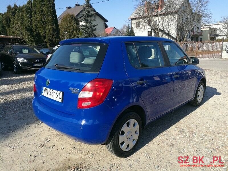 2008' Skoda Fabia photo #5