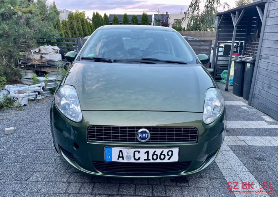 2007' Fiat Grande Punto photo #2