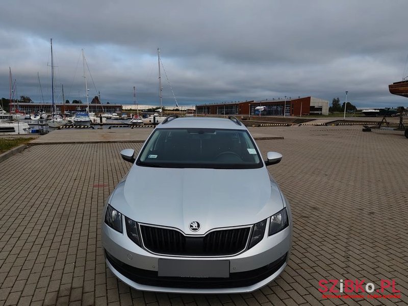 2018' Skoda Octavia 1.6 Tdi Ambition photo #2