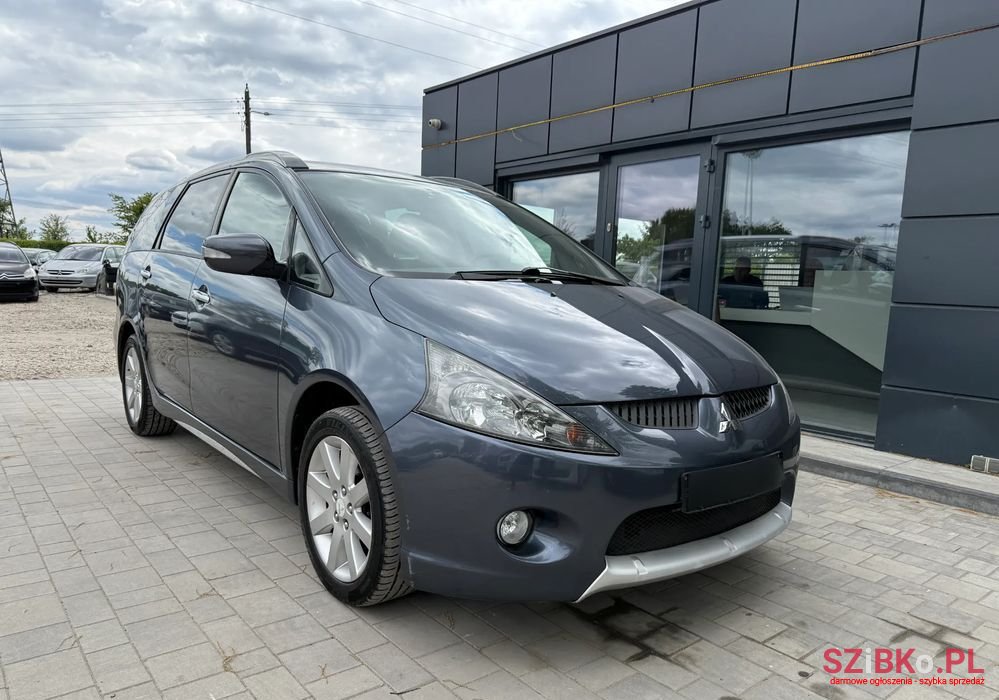 2007' Mitsubishi Grandis 2.4 Inform photo #4