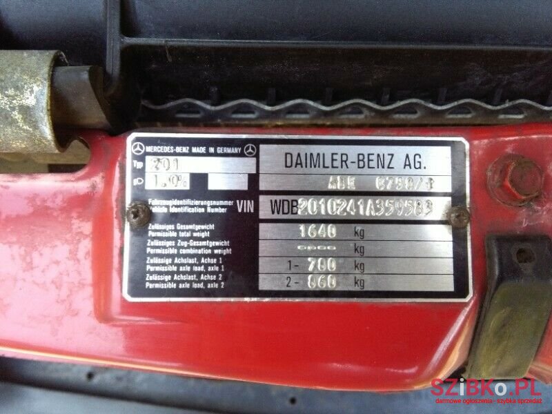 1986' Mercedes-Benz 190 photo #5