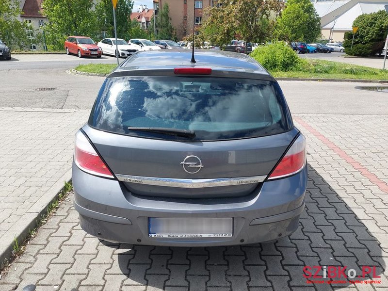 2005' Opel Astra 1.6 Elegance photo #4