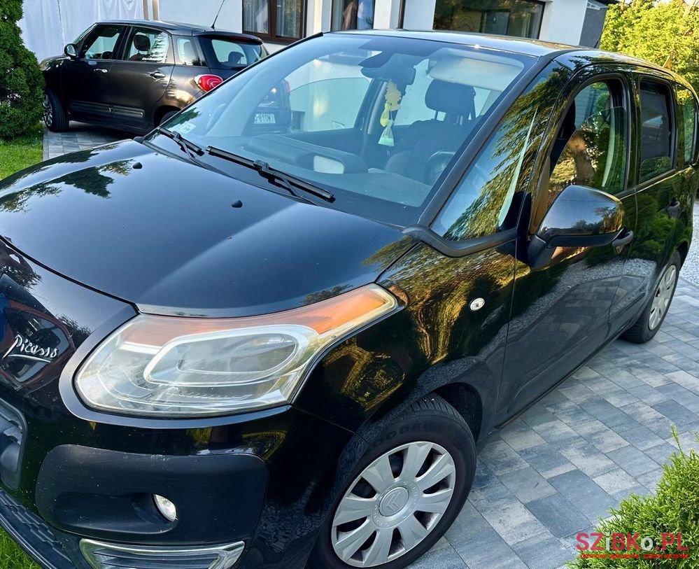 2009' Citroen C3 Picasso 1.4I Attraction photo #4