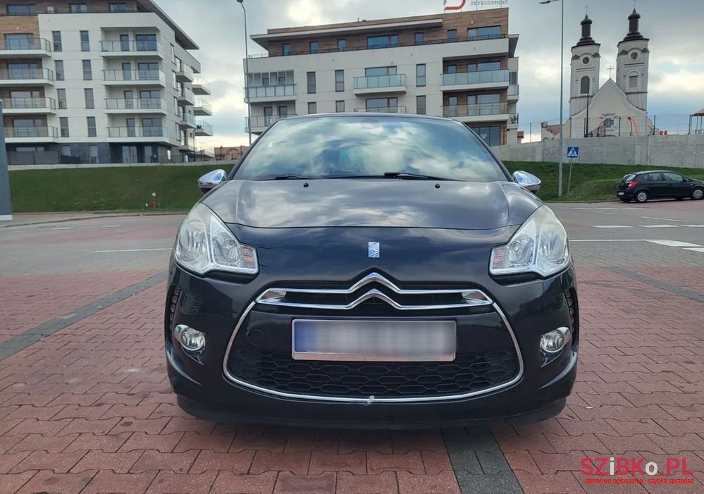 2010' Citroen DS3 1.6 Thp Sportchic photo #2