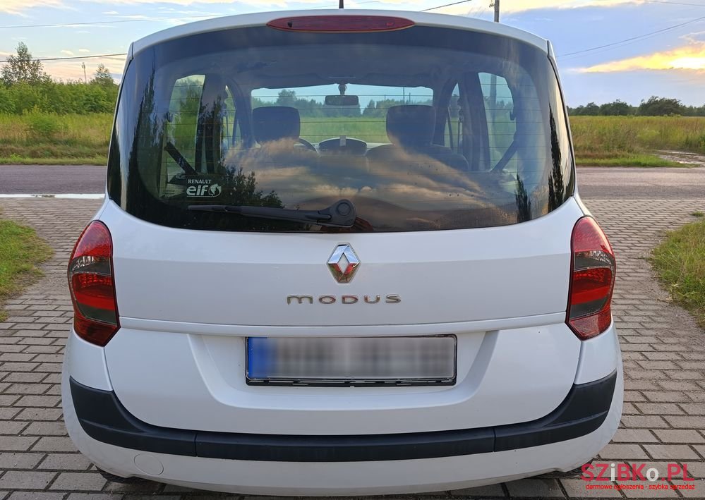 2012' Renault Modus photo #5