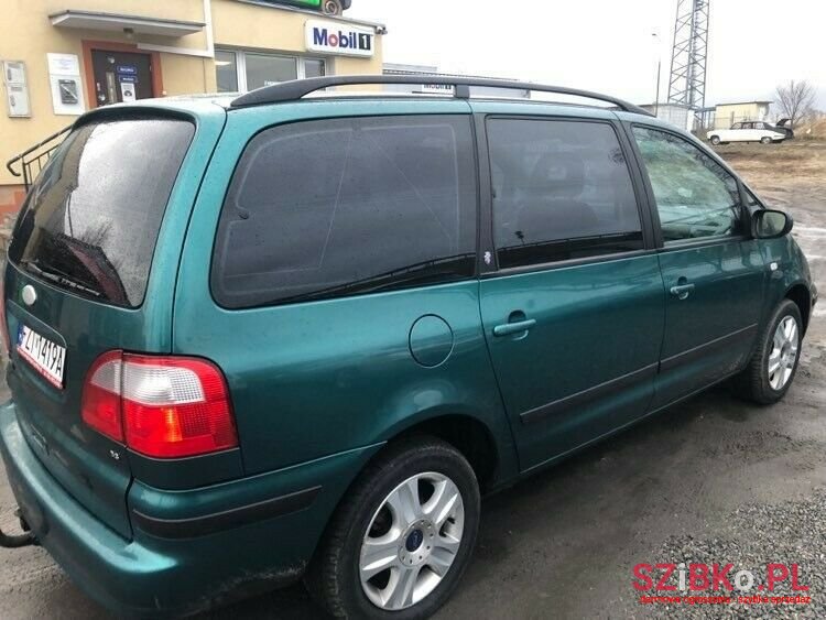 2001' Ford Galaxy photo #5