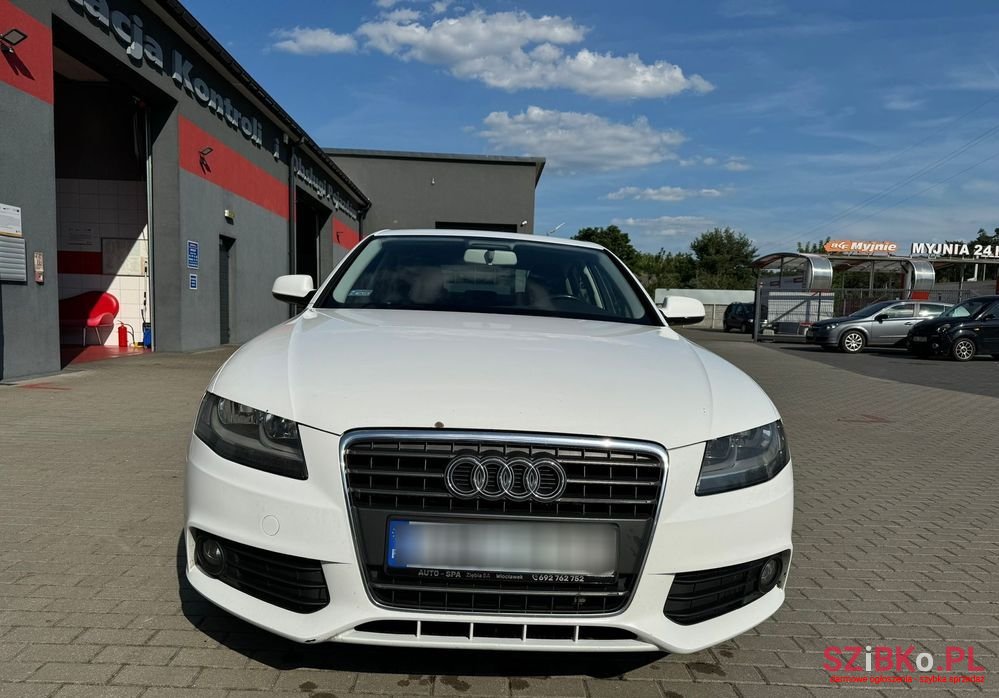 2009' Audi A4 1.8 Tfsi Ambition photo #2