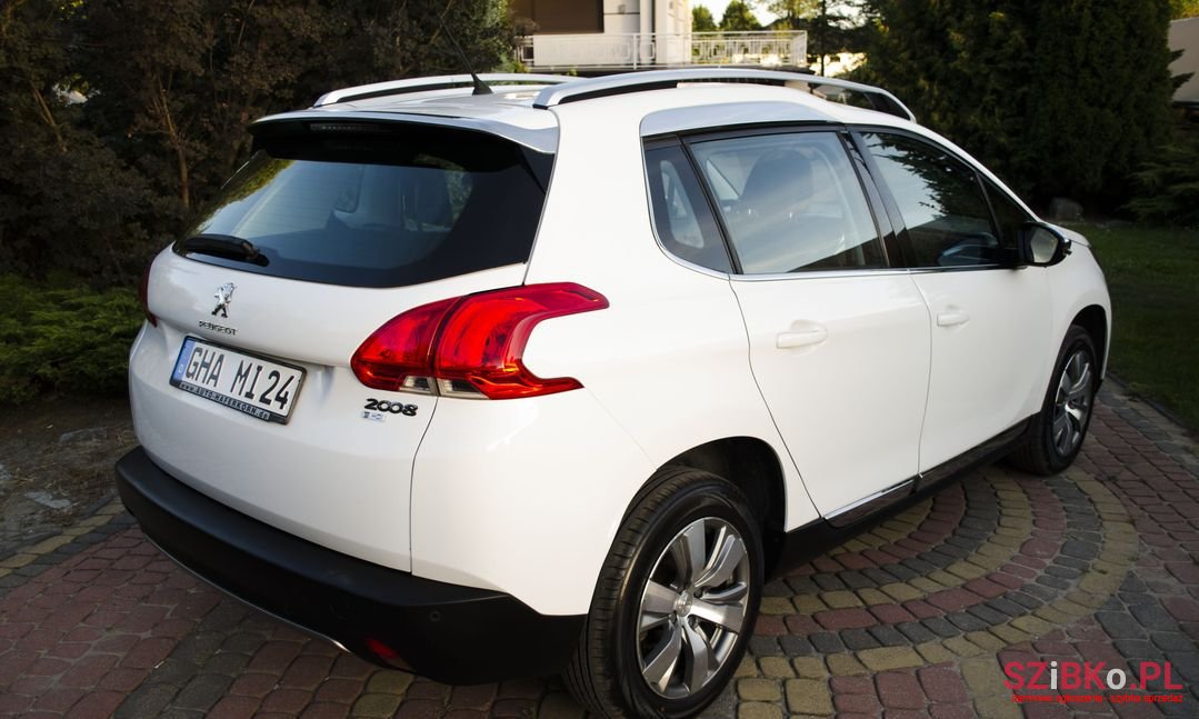 2013' Peugeot 2008 photo #5