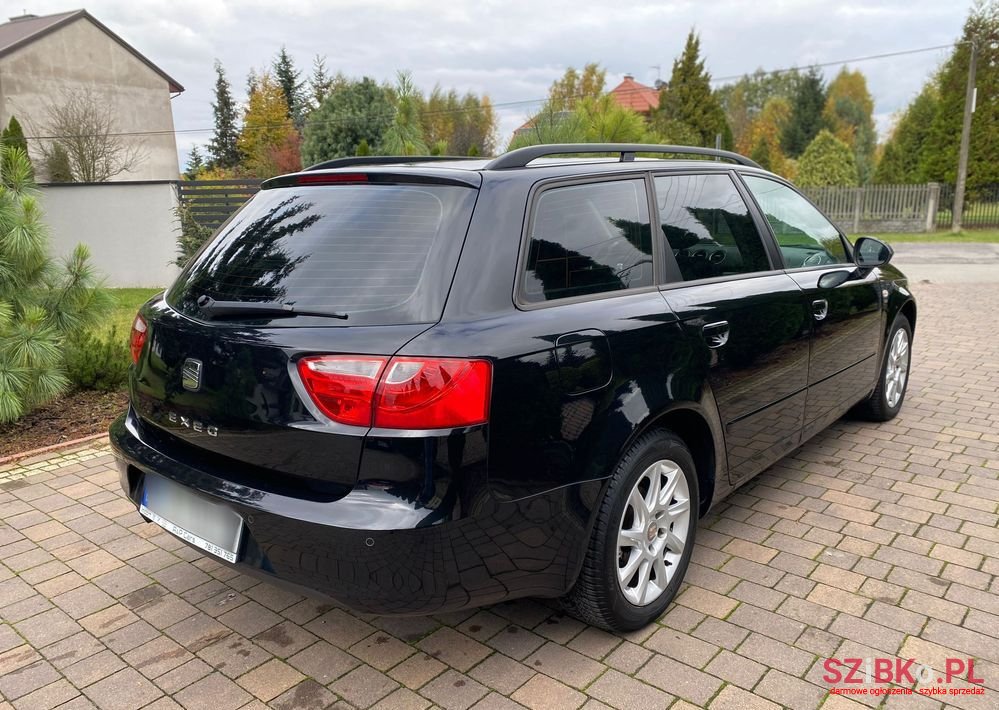 2011' SEAT Exeo photo #4