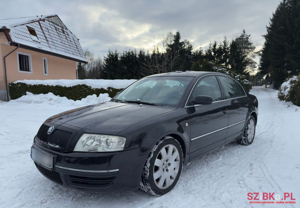 2004' Skoda Superb photo #1