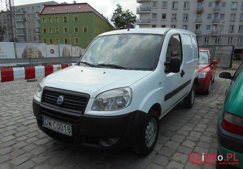 2007' Fiat Doblo photo #2