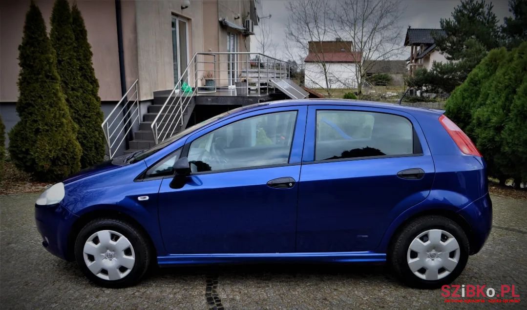 2008' Fiat Grande Punto photo #5