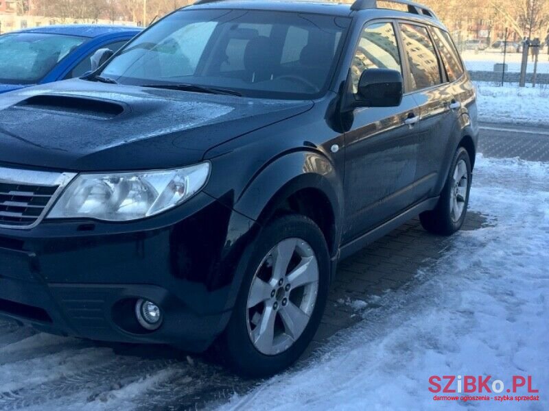2009' Subaru Forester photo #2