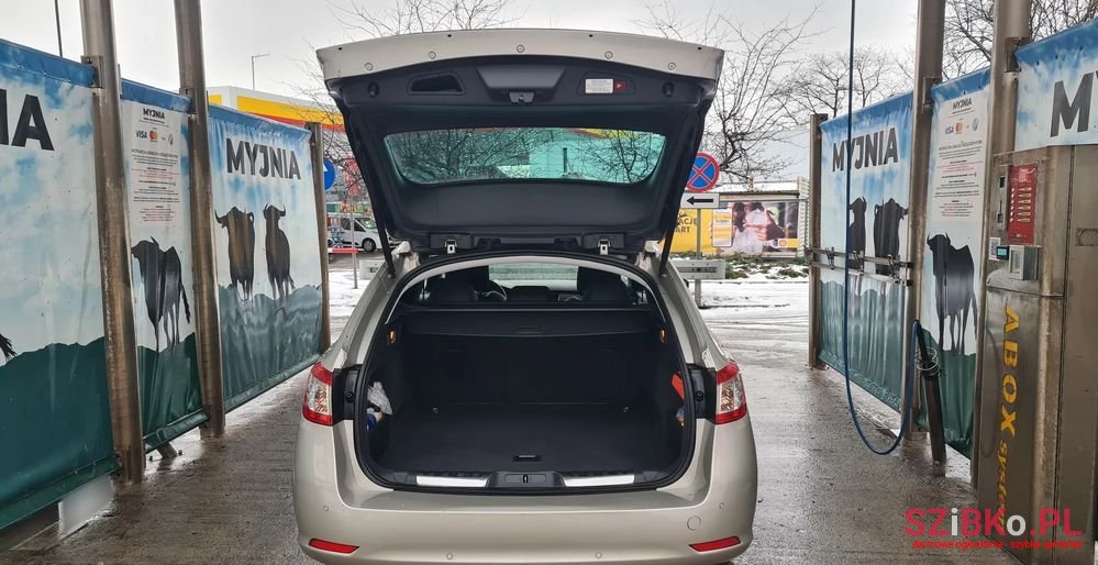 2014' Peugeot 508 2.0 Hdi Allure photo #5