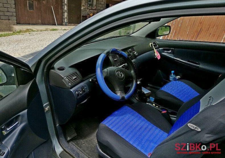 2002' Toyota Corolla photo #2