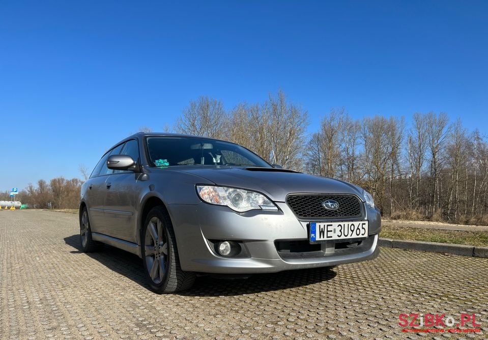 2008' Subaru Legacy photo #3