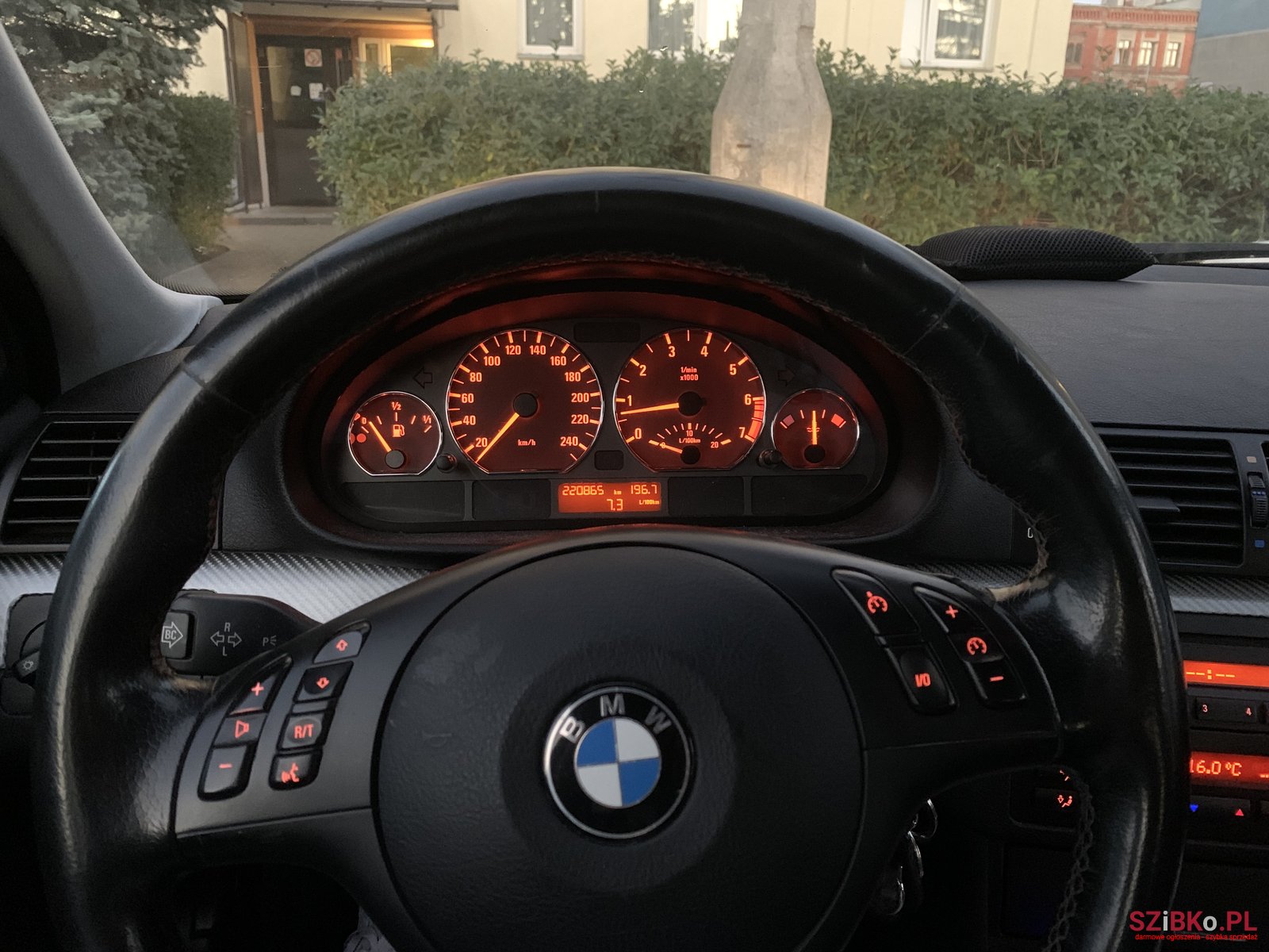 2002' BMW 3 Series E46 photo #7