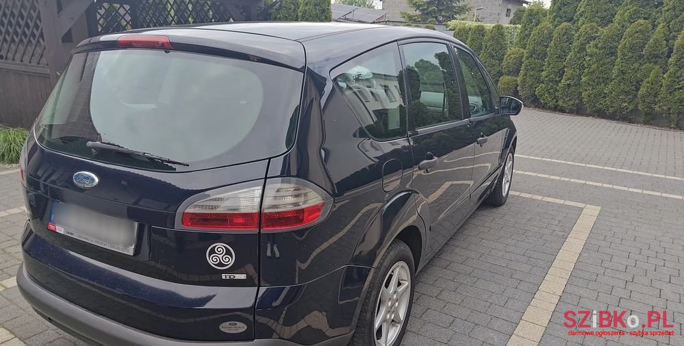 2007' Ford S-Max photo #5