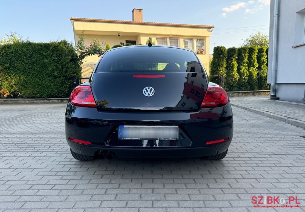 2014' Volkswagen Beetle photo #6