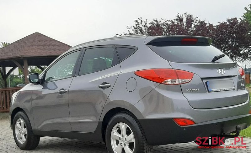 2011' Hyundai ix35 photo #6