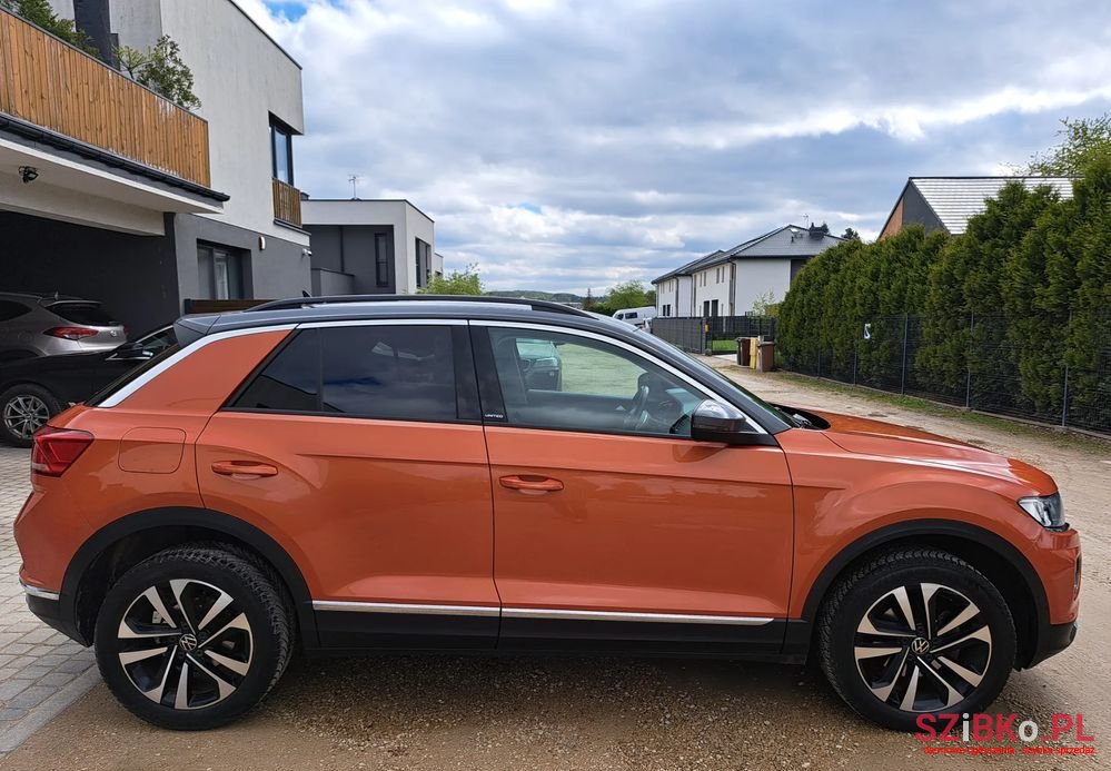 2020' Volkswagen T-Roc photo #5
