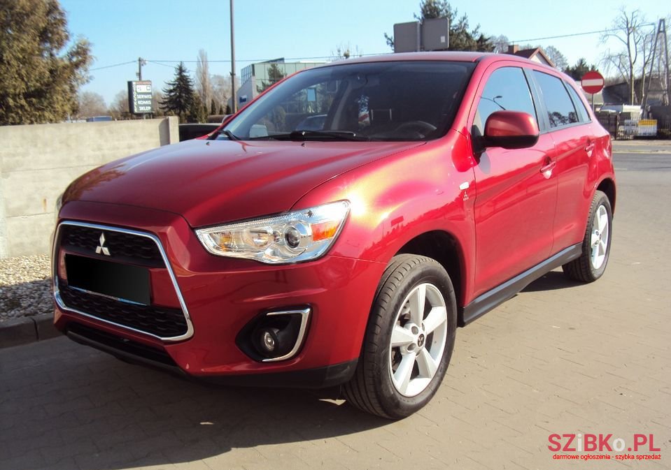 2013' Mitsubishi ASX photo #1