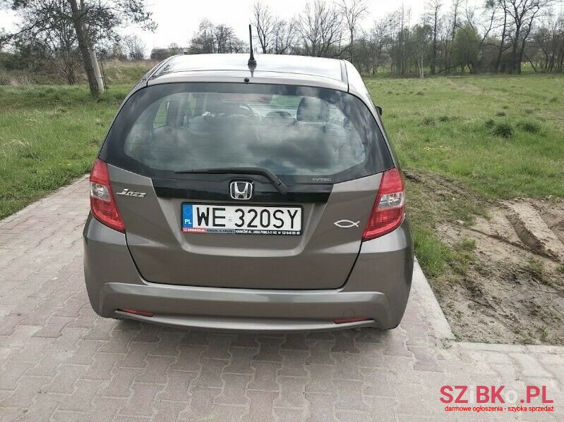 2013' Honda Jazz photo #4