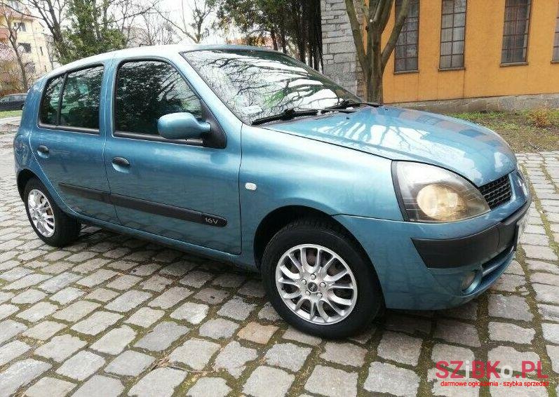 2003' Renault Clio photo #1