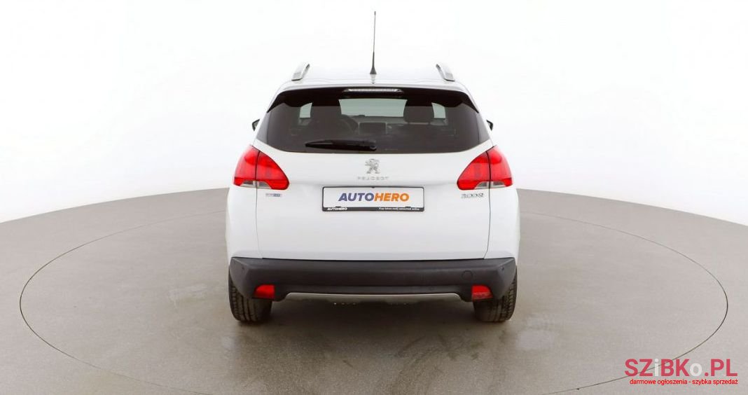 2015' Peugeot 2008 photo #4