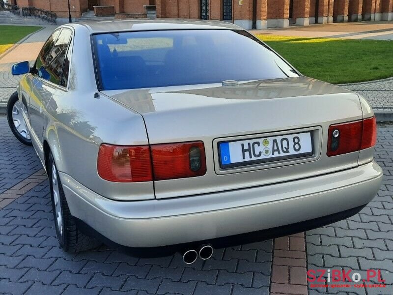 1998' Audi A8 photo #4