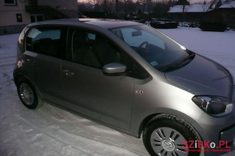 2014' Volkswagen Up photo #2