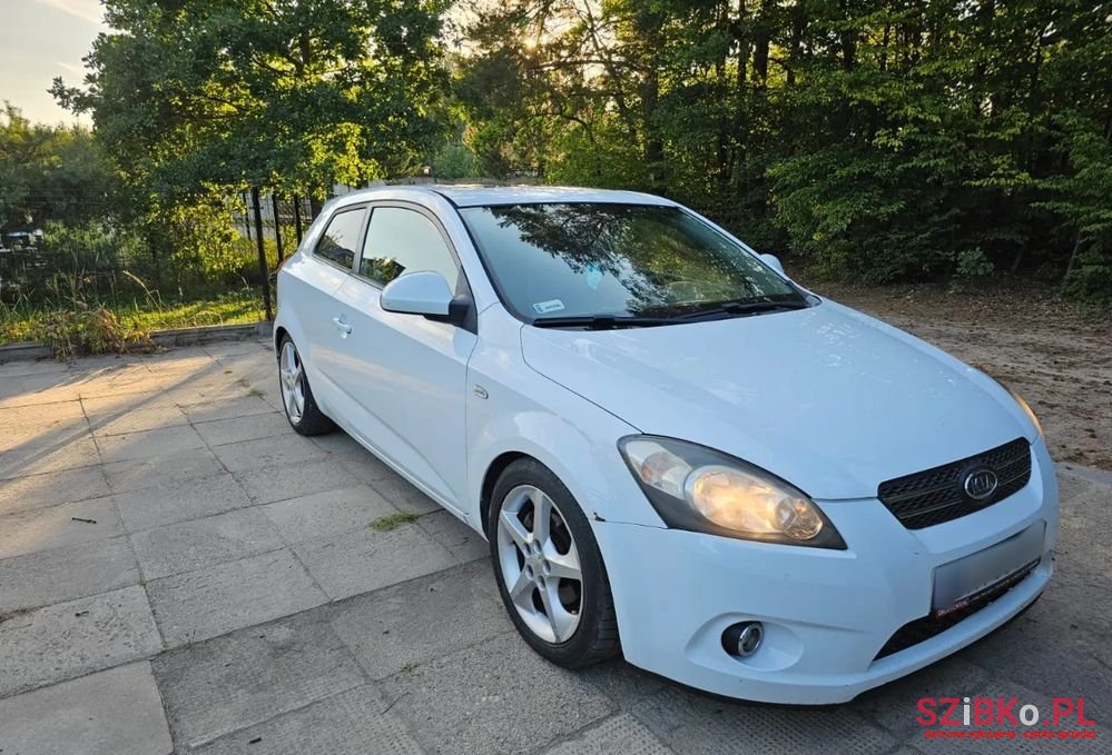 2008' Kia Proceed 1.6 Optimum + photo #3