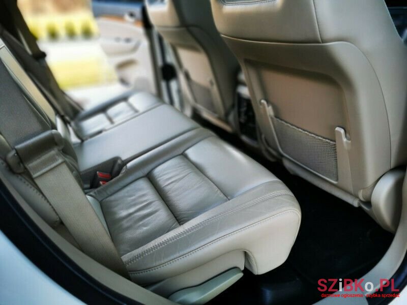 2012' Jeep Grand Cherokee photo #2