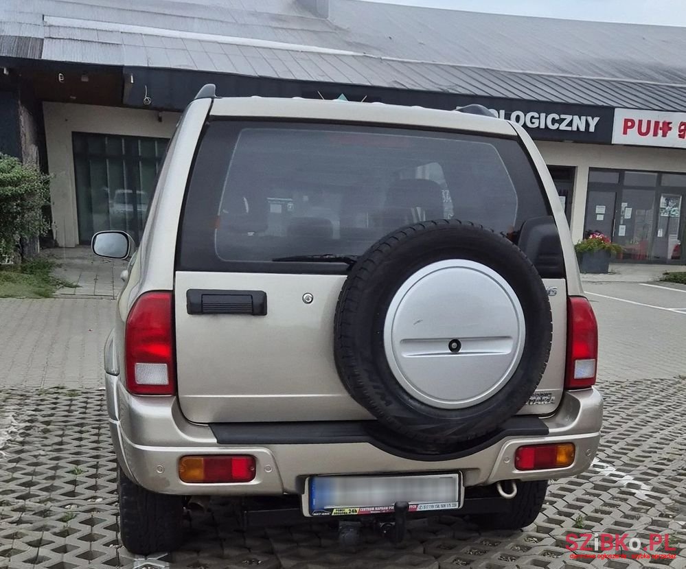 2003' Suzuki Grand Vitara 2.7 V6 photo #2