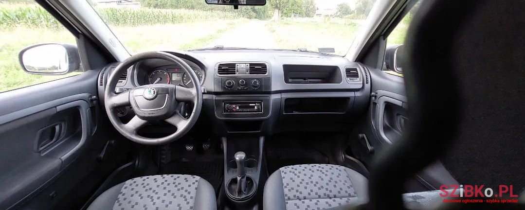 2010' Skoda Praktik photo #5