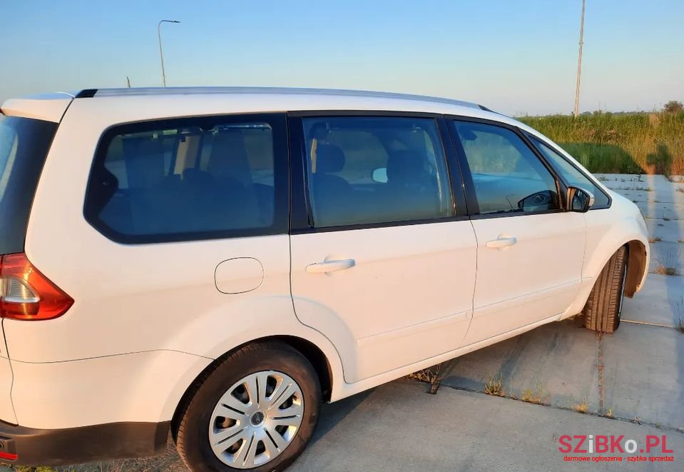 2010' Ford Galaxy photo #5