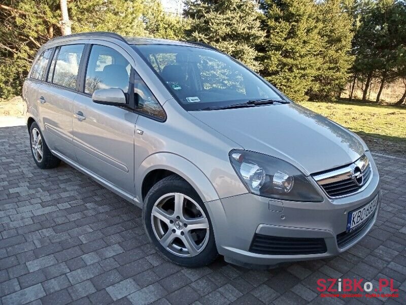 2006' Opel Zafira photo #1