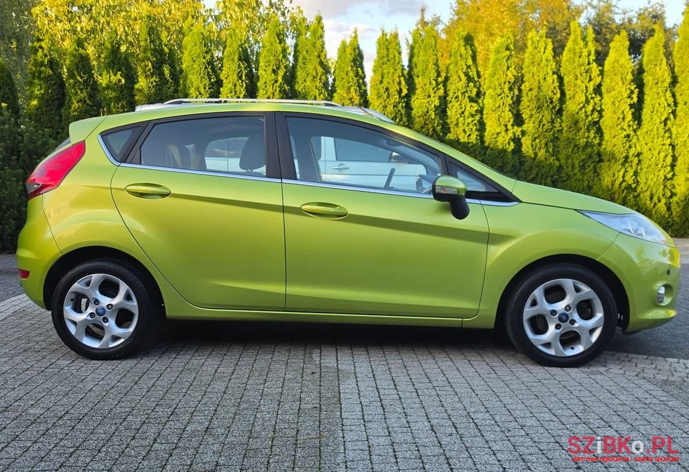 2009' Ford Fiesta 1.25 Titanium photo #4